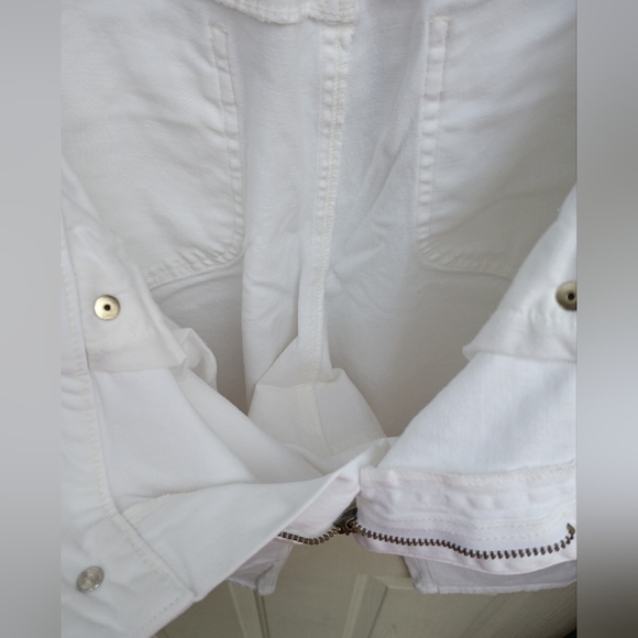 DKNY White Denim Cargo Capri Pants Cropped Stretch Jeans Sz 12 Activewear - Picture 8 of 9